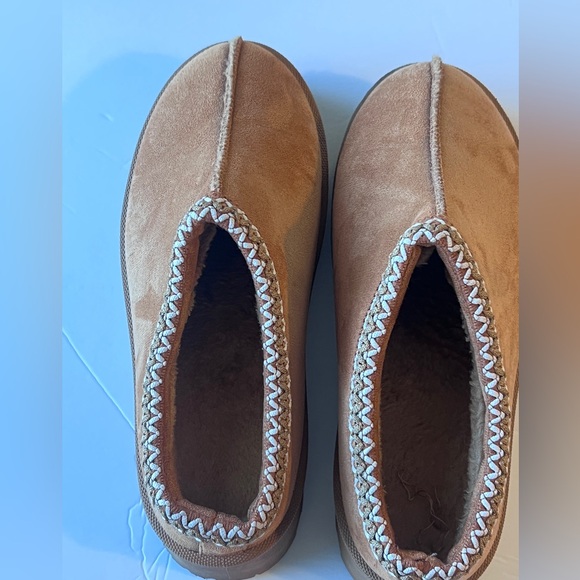 Cozy Brown Women's Slipper Clogs size 9 - Picture 2 of 5